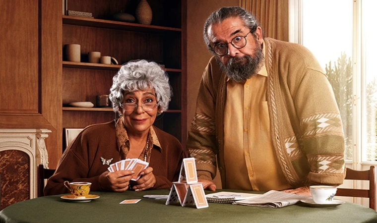 TİYATROKARE'NİN MERAKLA BEKLENEN YENİ OYUNU