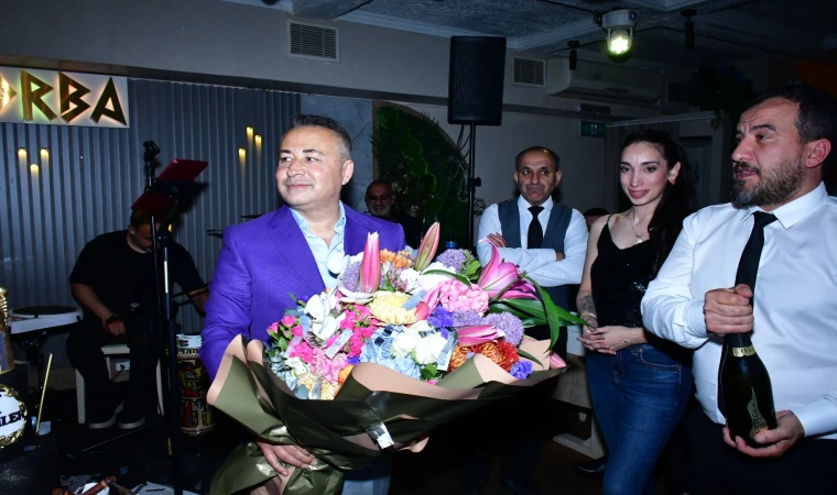 ÇİFTE KUTLAMA
