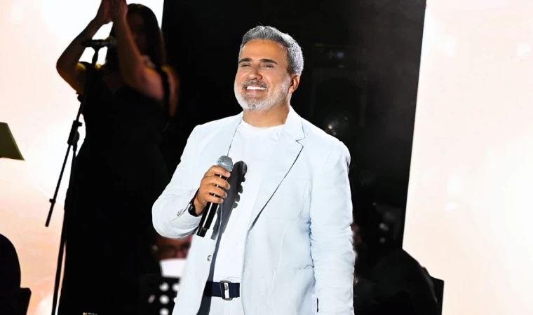 EMRAH'TAN BODRUM'DA GÖVDE GÖSTERİSİ