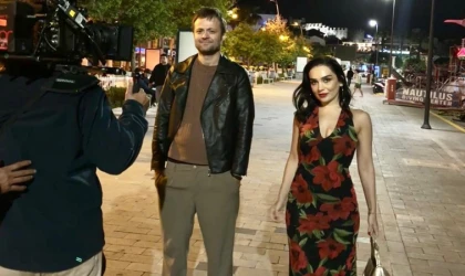 BAŞROLDE YİNE HANDE KAPTAN