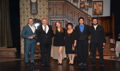 DEDELERİN EVİNDE ISRARLA SÜRDÜRÜLEN PROVALAR