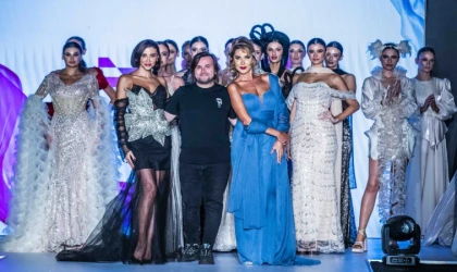 İZMİR, MODANIN KALBİ HALİNE GELDİ