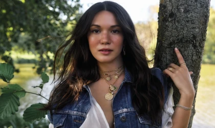 MUTLU BİR İLİŞKİM VAR