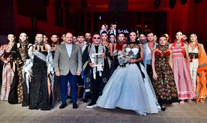 ŞANLIURFA’DA MODA RÜZGARI ESTİ