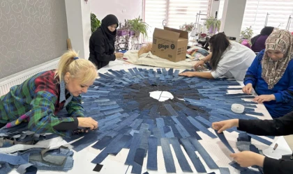 ÇEVRECİ AKTİVİST SANATÇI ZELİHA SUNAL’IN YOLCUĞU