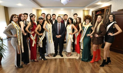 TÜRKİYE BİRİNCİLERİ ÇEKMEKÖY’DE AĞIRLANDI