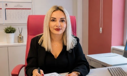 DİJİTAL DÜNYAYA ÖNCE EBEVEYNLER HAZIRLANMALI