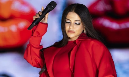 CUMHURİYET BAYRAMI SAHNELERDE BÜYÜK COŞKUYLA KUTLANDI